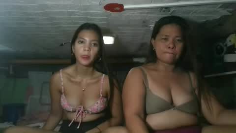 Snapshot of pinayyummytightpussy chatting on 04/30/26, 06:42 pinayyummytightpussy online show from 04/30/26, 06:42
