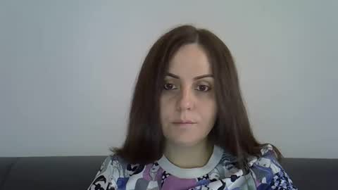 Snapshot of pineapple375 chatting on 04/07/26, 01:22 pineapple375 online show from 04/07/26, 01:22