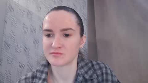       online show from 02/12/25, 09:42