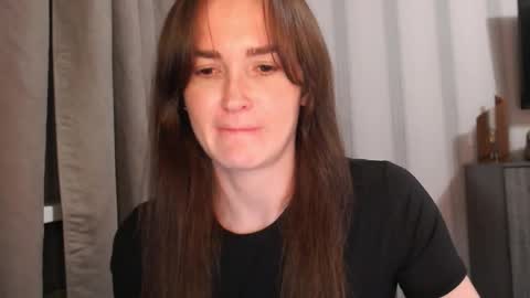       online show from 11/03/25, 04:41