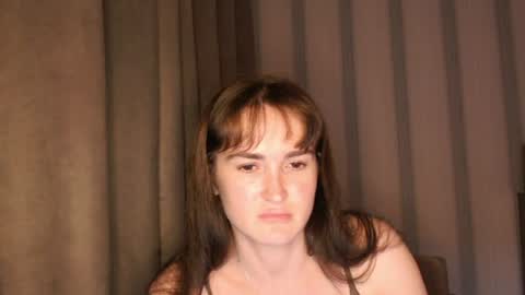 Snapshot of pineapple__mood chatting on 05/26/26, 06:48 online show from 05/26/26, 06:48