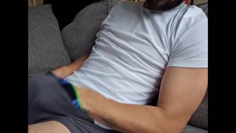 pineappletaste online show from 10/23/25, 05:44