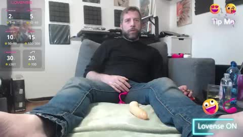 Snapshot of pingones79 chatting on 03/06/25, 03:56 pingones 79 online show from 03/06/25, 03:56