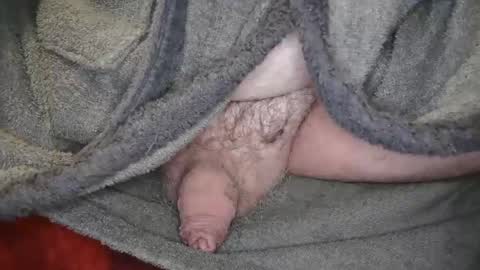 Snapshot of pinholder chatting on 01/05/25, 06:45 Michael online show from 01/05/25, 06:45