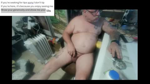 Snapshot of pini_z chatting on 02/01/25, 12:18 pini_z online show from 02/01/25, 12:18