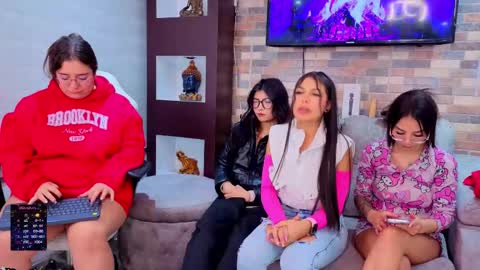 pink_as online show from 02/14/26, 04:31