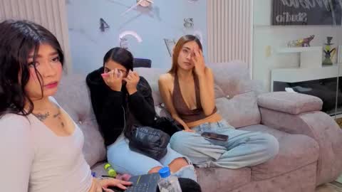 pink_as online show from 03/11/26, 11:00