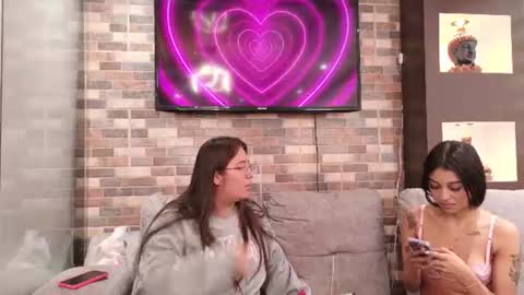 Snapshot of pink_as chatting on 06/22/26, 01:41 pink_as online show from 06/22/26, 01:41