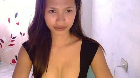 pink_bubbles011 online show from 05/19/26, 05:03