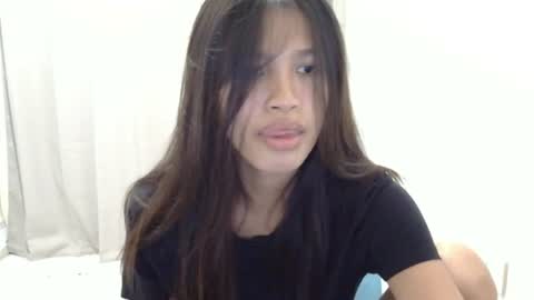 pink_bubbles011 online show from 06/11/26, 08:34