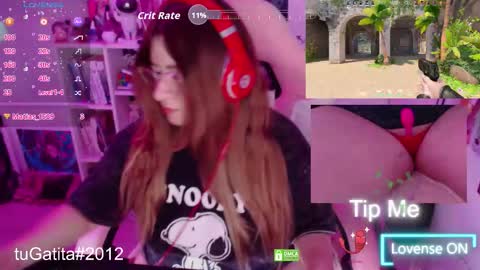 Snapshot of pink_girl0n chatting on 09/09/25, 02:11 Kitty online show from 09/09/25, 02:11