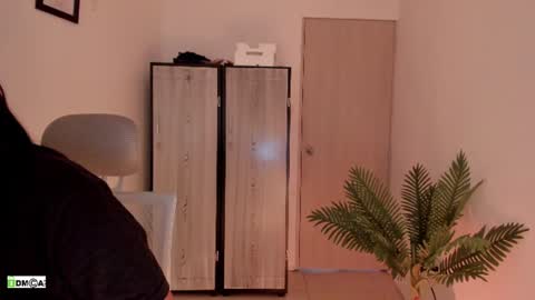 Snapshot of pink_kitten_ chatting on 07/04/26, 12:55 Eli online show from 07/04/26, 12:55