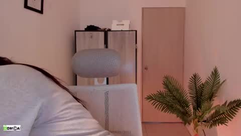 Snapshot of pink_kitten_ chatting on 07/05/26, 01:18 Eli online show from 07/05/26, 01:18