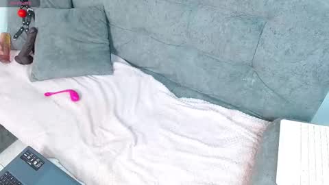 Snapshot of pink_love_25 chatting on 01/26/25, 06:28 pink_love_25 online show from 01/26/25, 06:28