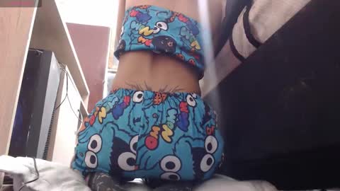 pink_love_25 online show from 02/04/26, 08:20