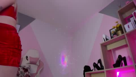 pink_secret online show from 10/21/25, 12:39