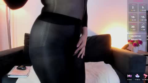 pink_secret online show from 03/10/26, 01:16