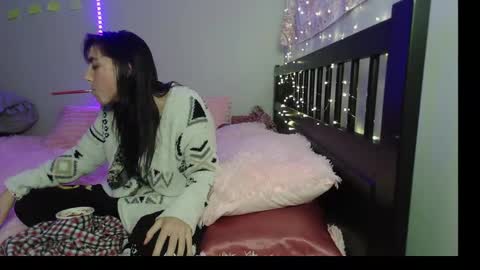 pink_tv online show from 09/30/25, 01:21