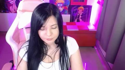 Snapshot of pink_yuii chatting on 01/11/26, 01:32 pink_yuii online show from 01/11/26, 01:32
