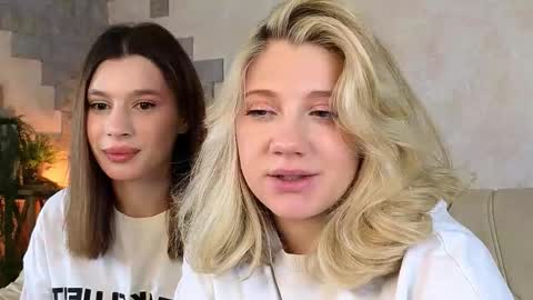 Snapshot of pinkadele chatting on 01/13/26, 09:47 Adele online show from 01/13/26, 09:47