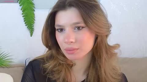 Snapshot of pinkadele chatting on 02/17/26, 08:33 Adele online show from 02/17/26, 08:33