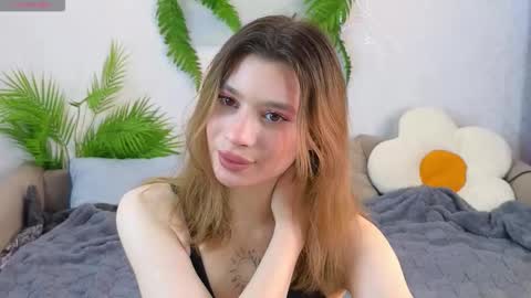 Snapshot of pinkadele chatting on 02/27/26, 09:04 Adele online show from 02/27/26, 09:04