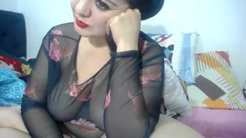 Snapshot of pinkafroditaxx chatting on 10/10/25, 03:22 pinkafroditaxx online show from 10/10/25, 03:22