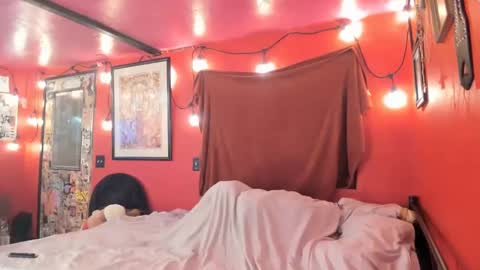 Virginity smiles online show from 12/24/24, 11:17