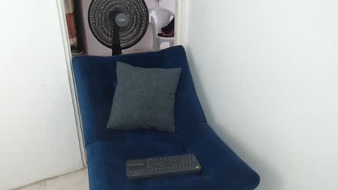 - online show from 12/17/25, 07:09