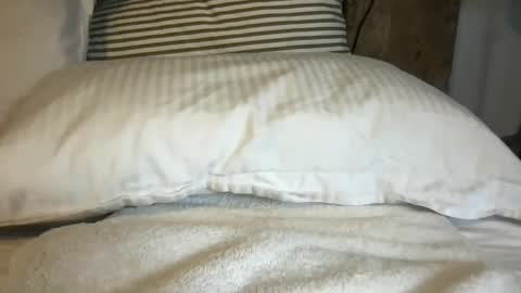 Snapshot of pinkcamerra80 chatting on 02/15/25, 09:48 Pink Camerra online show from 02/15/25, 09:48