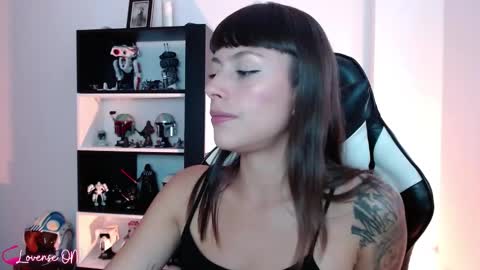 Emily online show from 03/04/25, 09:11