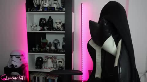 Emily online show from 12/17/25, 07:42