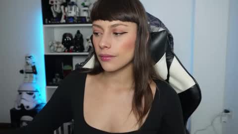 Emily online show from 02/06/26, 02:53