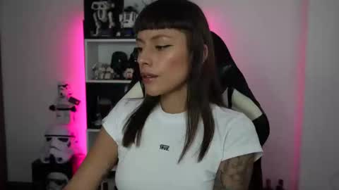 Snapshot of pinkcatlive chatting on 04/18/26, 08:20 Emily online show from 04/18/26, 08:20