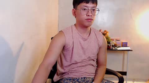 Snapshot of pinkcock_froi chatting on 01/09/25, 04:17 froi online show from 01/09/25, 04:17