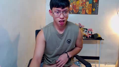 Snapshot of pinkcock_froi chatting on 02/14/25, 12:41 froi online show from 02/14/25, 12:41