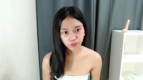 Snapshot of pinkdollbaby_ chatting on 07/17/26, 05:03 pinkdollbaby_ online show from 07/17/26, 05:03