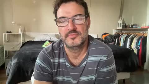 Max Pinker online show from 11/19/25, 05:35