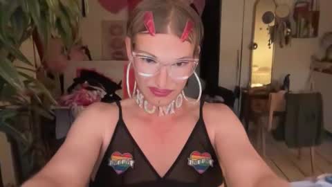 Snapshot of pinkfag chatting on 04/02/26, 05:21 pinkfag online show from 04/02/26, 05:21