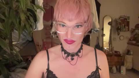 Snapshot of pinkfag chatting on 04/07/26, 08:20 pinkfag online show from 04/07/26, 08:20