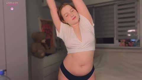 Snapshot of pinkiep1e chatting on 01/17/26, 12:15 pinkiep1e online show from 01/17/26, 12:15