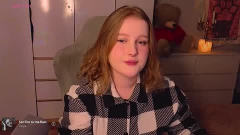 Snapshot of pinkiep1e chatting on 03/06/26, 01:35 pinkiep1e online show from 03/06/26, 01:35