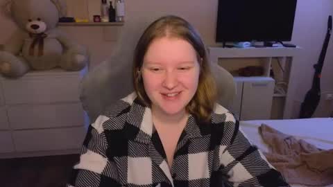 Snapshot of pinkiep1e chatting on 03/25/26, 12:49 pinkiep1e online show from 03/25/26, 12:49