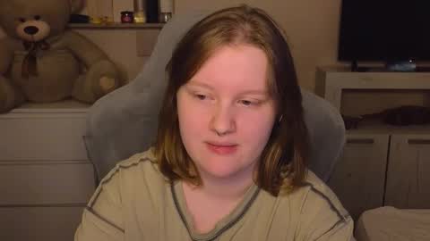 Snapshot of pinkiep1e chatting on 03/27/26, 01:55 pinkiep1e online show from 03/27/26, 01:55