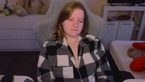 Snapshot of pinkiep1e chatting on 03/28/26, 04:01 pinkiep1e online show from 03/28/26, 04:01