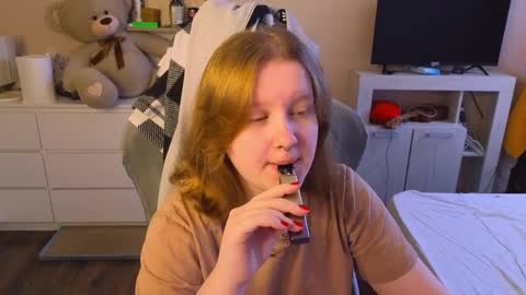 Snapshot of pinkiep1e chatting on 04/08/26, 02:44 pinkiep1e online show from 04/08/26, 02:44