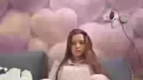 Lola online show from 05/20/26, 04:18