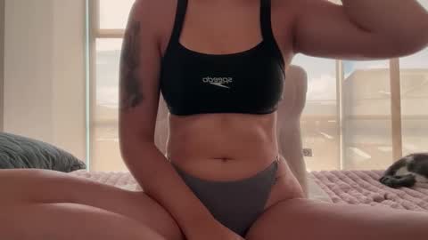 Pinkilola online show from 11/03/25, 02:29