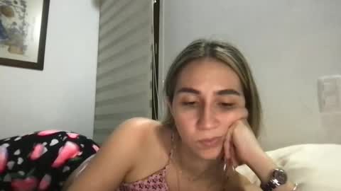Snapshot of pinkilola chatting on 03/23/26, 12:03 Pinkilola online show from 03/23/26, 12:03
