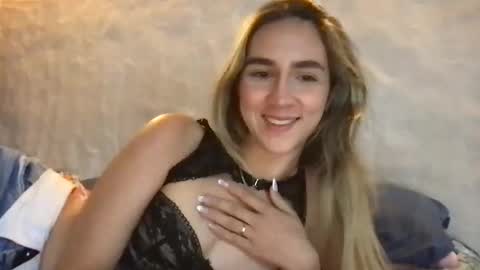 Snapshot of pinkilola chatting on 04/04/26, 01:52 Pinkilola online show from 04/04/26, 01:52
